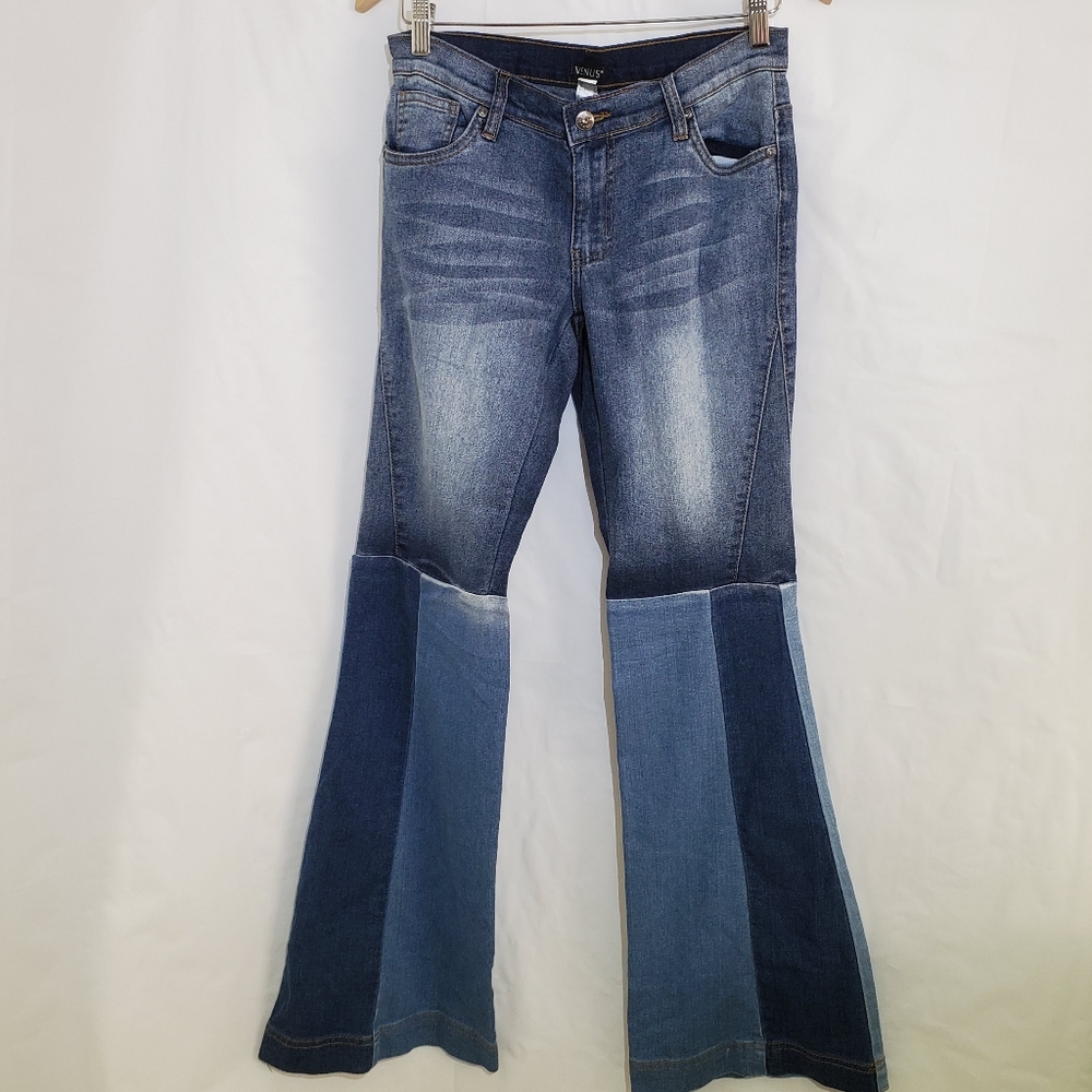 Venus Patchwork Bell Bottom Boho Flare Jeans Sz 2 - image 1
